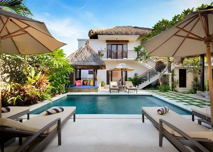 Villa Coconuts Balangan Beach